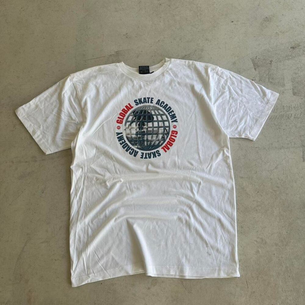 Vintage 2000s Global Skate Academy Graphic Tee